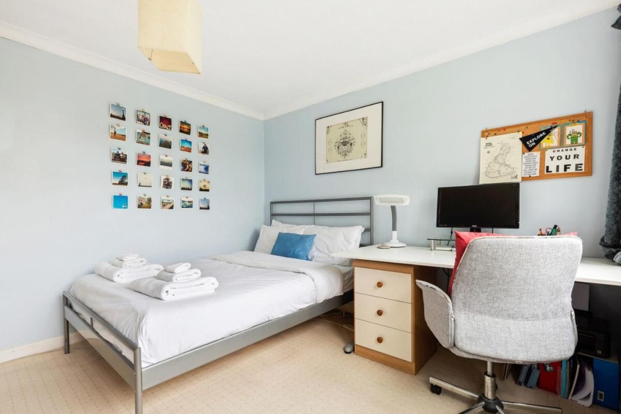 Spacious 2 Bedroom Apartment In Cricklewood Лондон Экстерьер фото